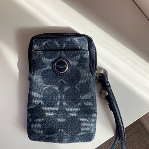 Coach Denim Signature Wristlet Pouch in Navy Blue